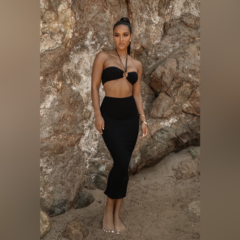 JLUXLABEL NOIR LANA SMOCKED SKIRT SET - S